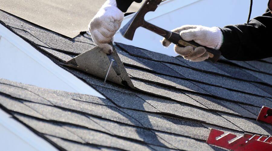 Professional gutter cleaning in Truchas, NM